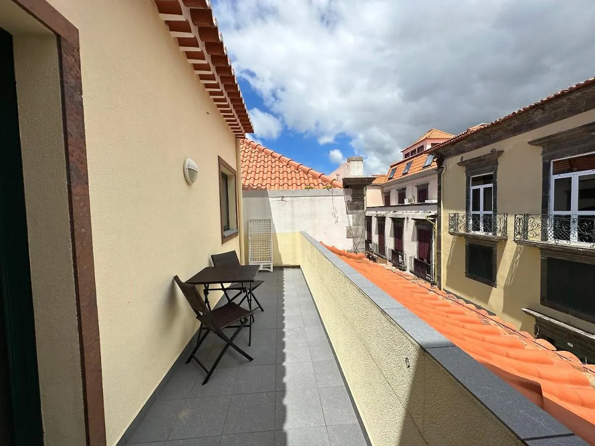 Apartamentos Da Carreira Funchal  0*, Funchal (Madeira) Portugal
