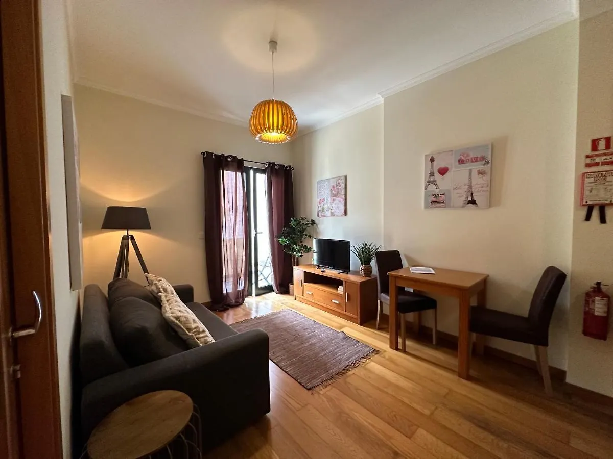 Apartamentos Da Carreira Funchal  Funchal (Madeira)